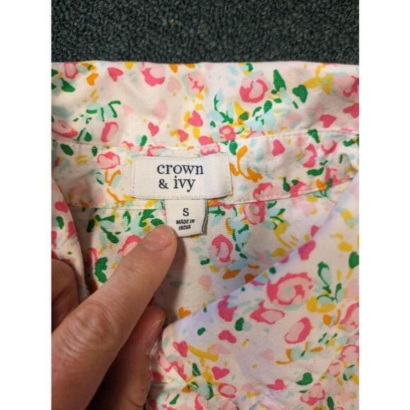 Women's Crown & Ivy Floral Button Down Shirt - Size S - White/Pink - Picture 2 of 2